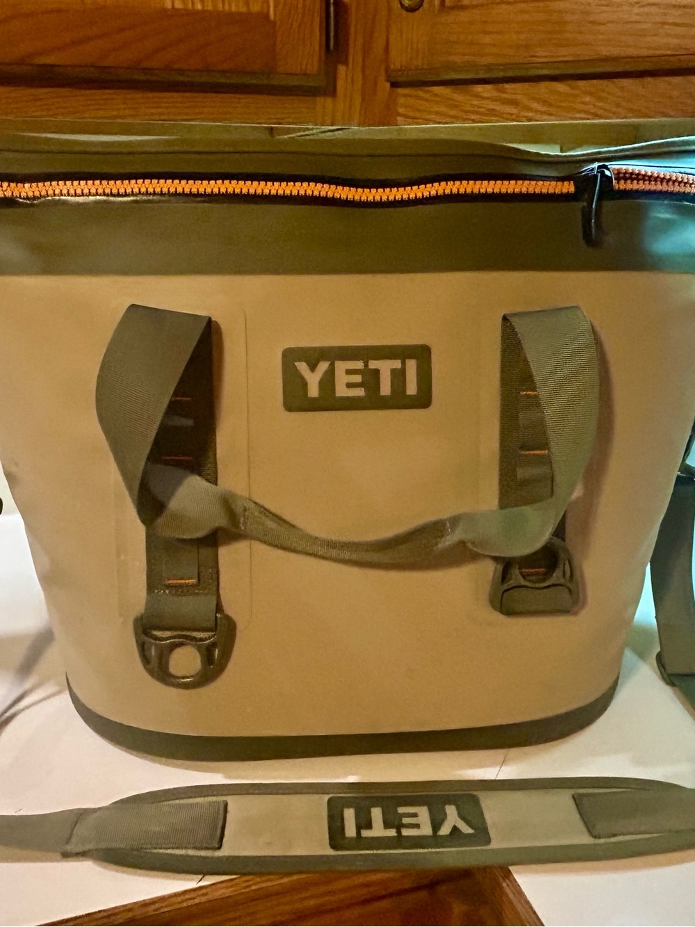 YETI Hopper Two 30 in field tan and blaze orange